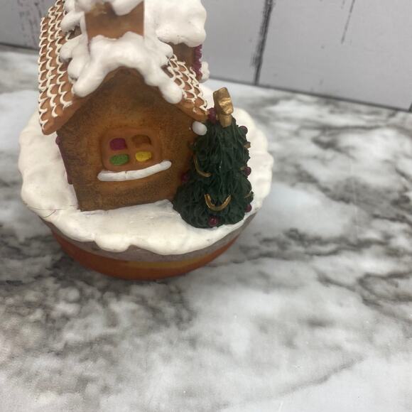 Vintage Gingerbread House Resin Candle Topper Our America Gift 1999 Holidays - Picture 2 of 7